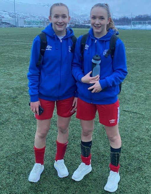 Pernille og Sofia.jpg