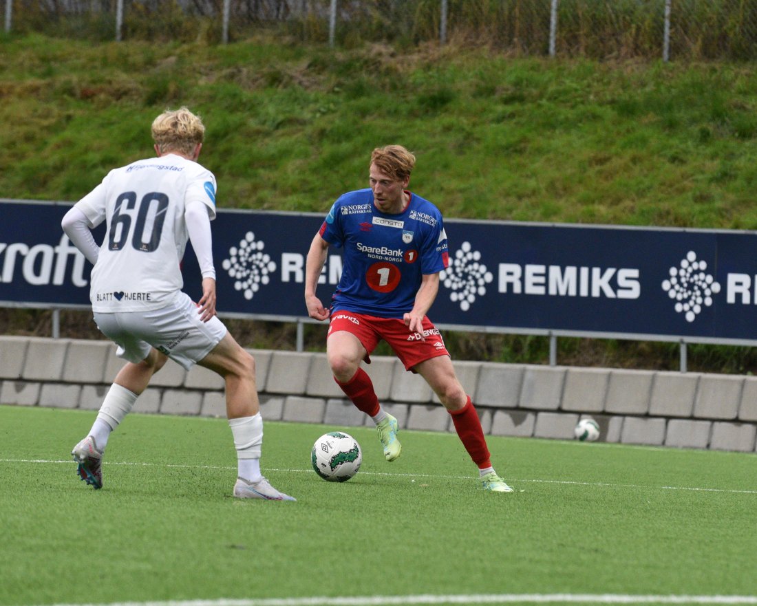 Adrian Pedersen finter.jpg